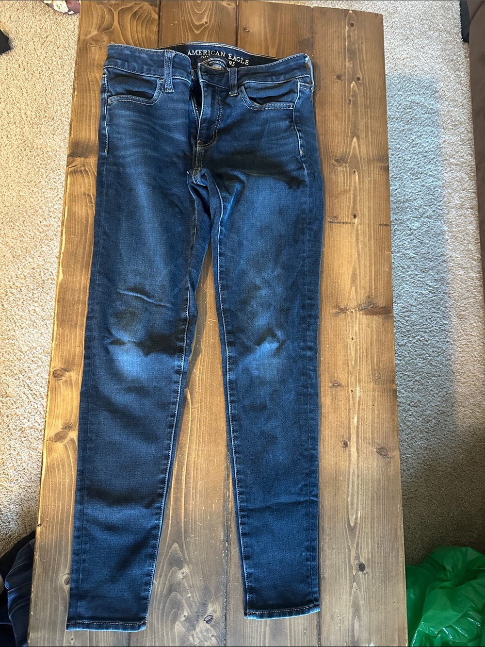 American Eagle Outfitters dark blue stretch jeans